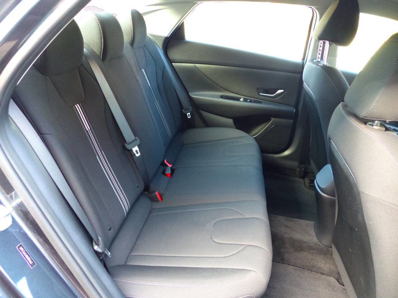 Used 2021 Hyundai Elantra SEL w/ Convenience Package image 43