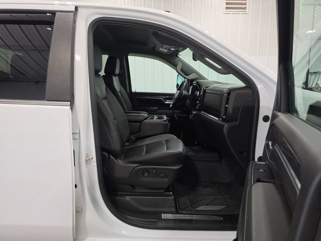 Used 2024 Chevrolet Silverado 3500 LTZ AWD/4WD image 29