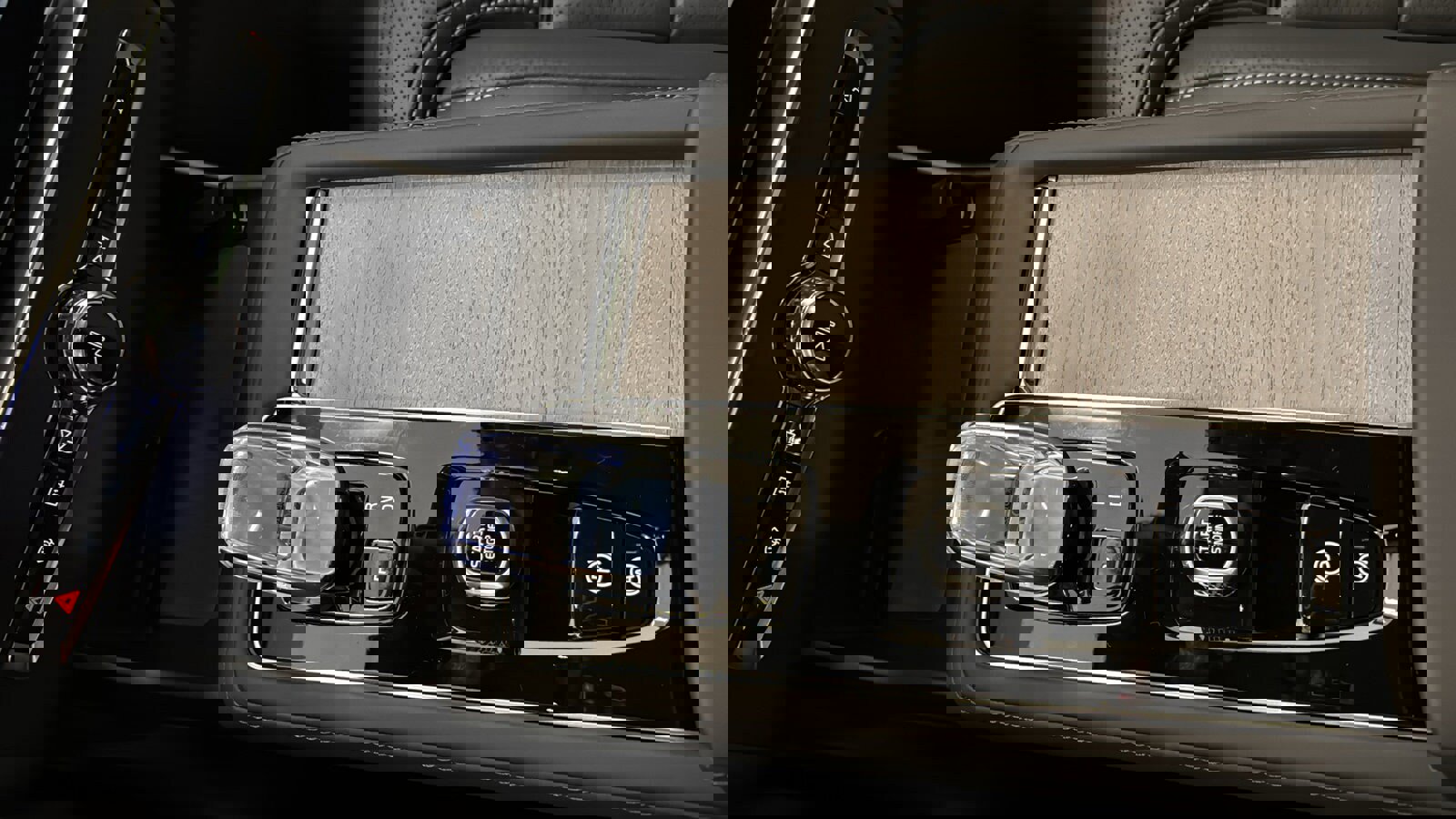 New 2026 Volvo XC90 B6 Ultra w/ Protection Package Premier image 19