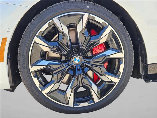New 2026 BMW i5 eDrive40 w/ M Sport Package AWD/4WD image 16