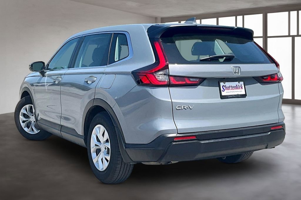 Used 2023 Honda CR-V LX image 4
