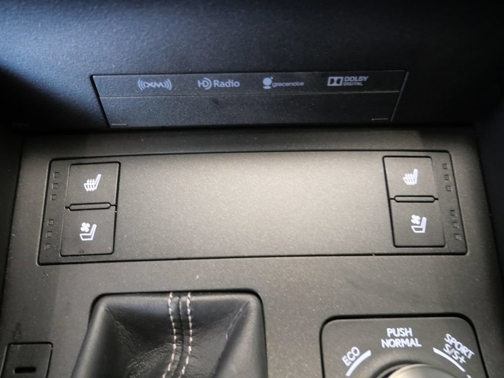 Used 2017 Lexus RC 200t F Sport RWD image 31