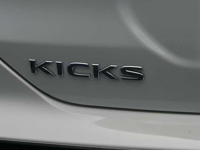 New 2025 Nissan Kicks Play S image 14