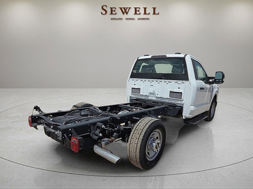 New 2024 Ford F350 XL w/ XL Chrome Package RWD image 2