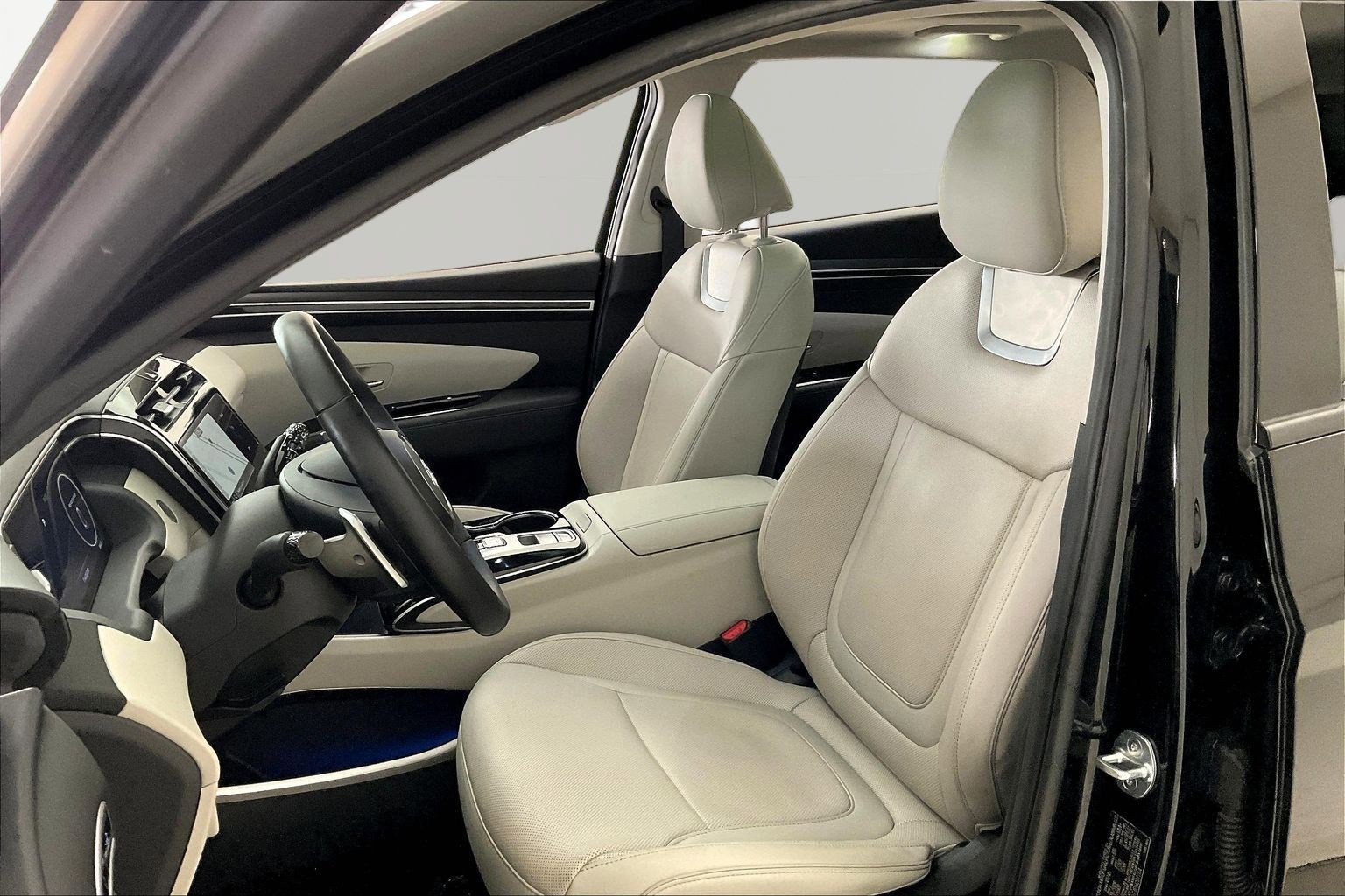 Used 2023 Hyundai Tucson Limited AWD/4WD image 21