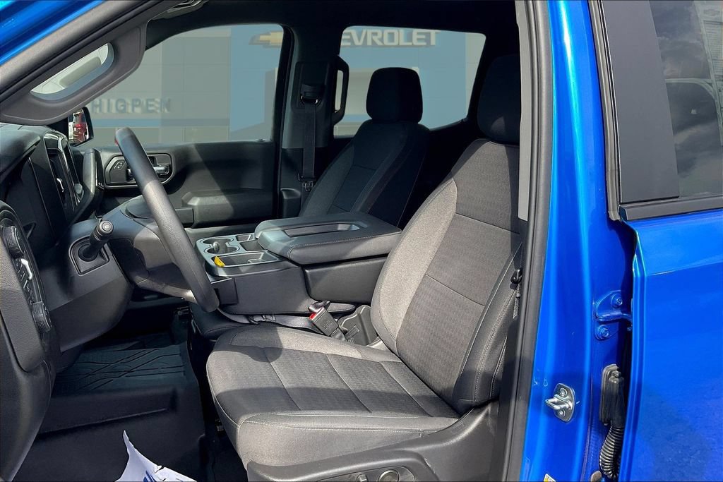 New 2026 Chevrolet Silverado 1500 Custom AWD/4WD image 25