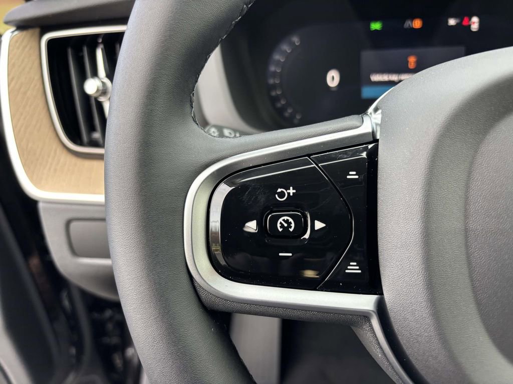 New 2026 Volvo XC60 B5 Plus w/ Protection Package Premier image 17