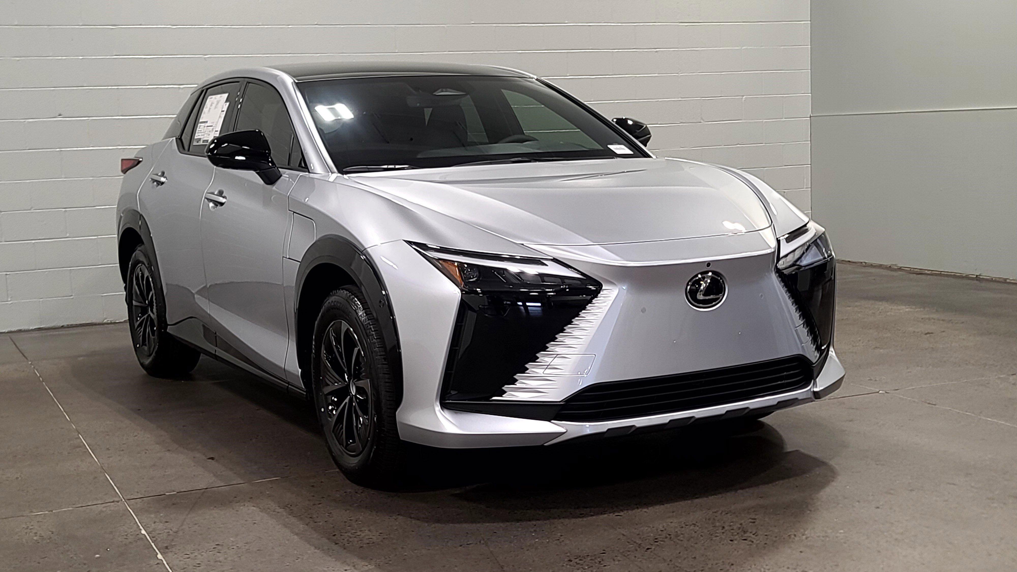 New 2026 Lexus RZ 350e 2WD image 2