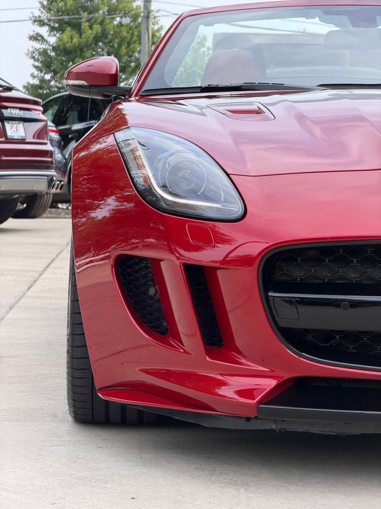 Used 2016 Jaguar F-TYPE R AWD/4WD image 12