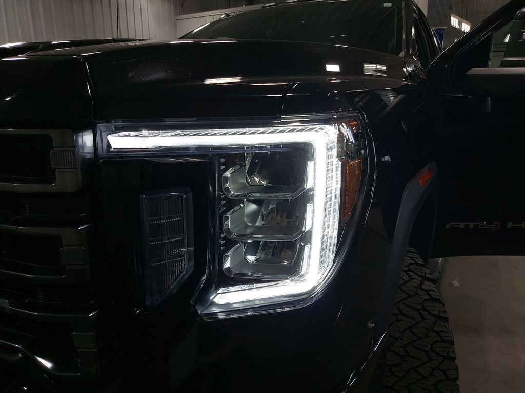 Used 2022 GMC Sierra 2500 AT4 w/ AT4 Premium Plus Package image 32