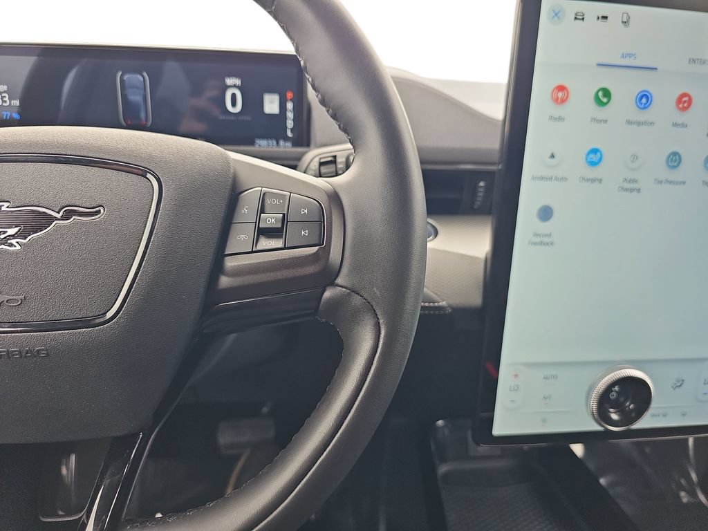 Used 2022 Ford Mustang Mach-E Select RWD image 18