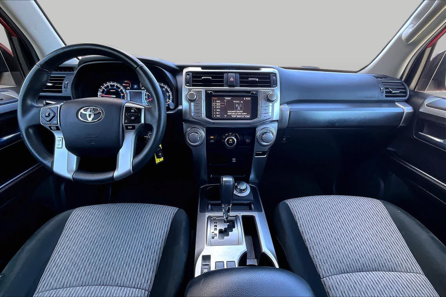 Used 2016 Toyota 4Runner SR5 AWD/4WD image 16