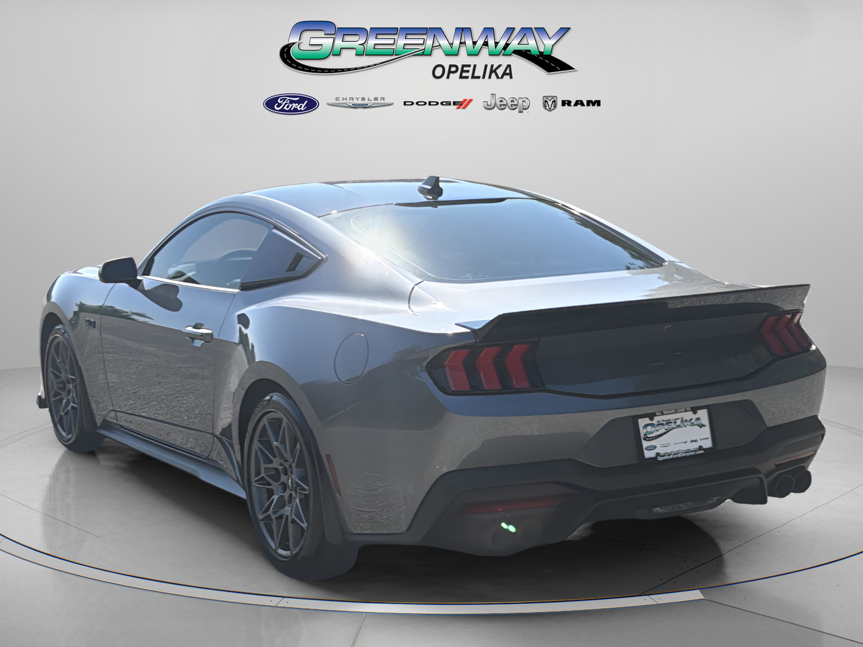 Used 2025 Ford Mustang GT RWD image 5