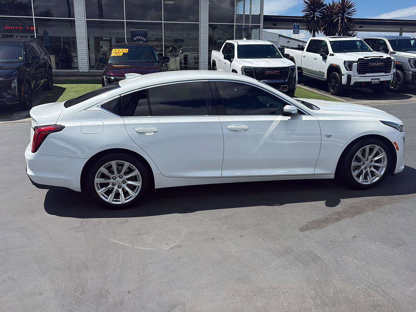 Used 2020 Cadillac CT5 Luxury w/ Cold Weather Package image 6