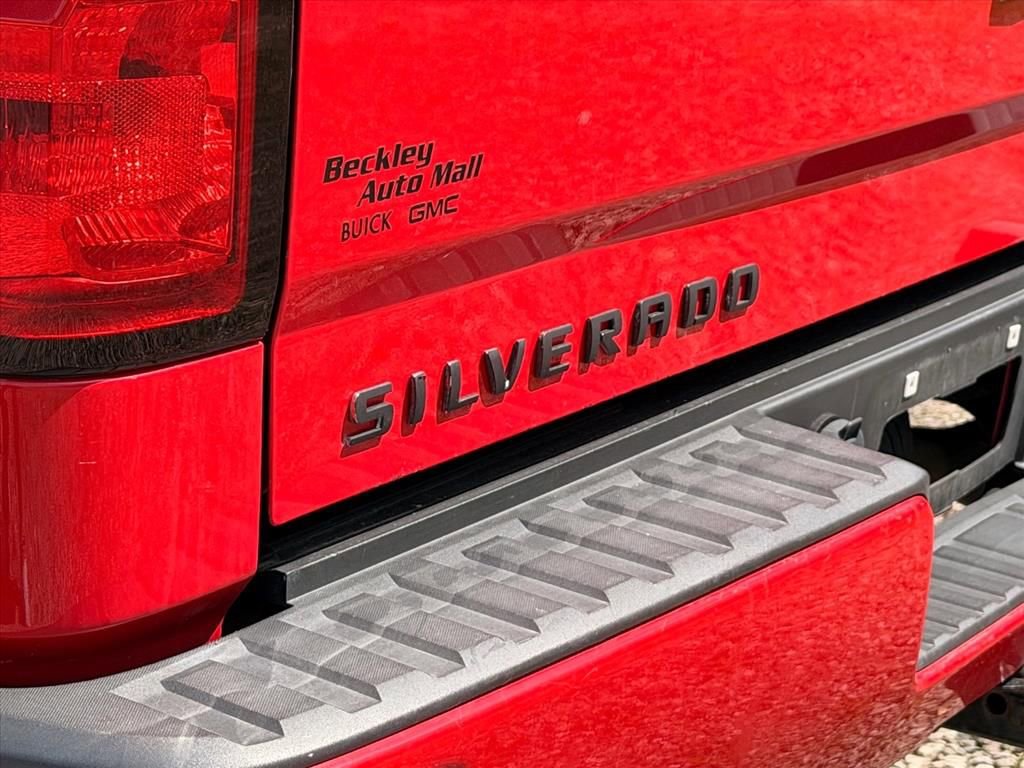 Used 2017 Chevrolet Silverado 1500 Custom w/ Custom Convenience Package AWD/4WD image 25