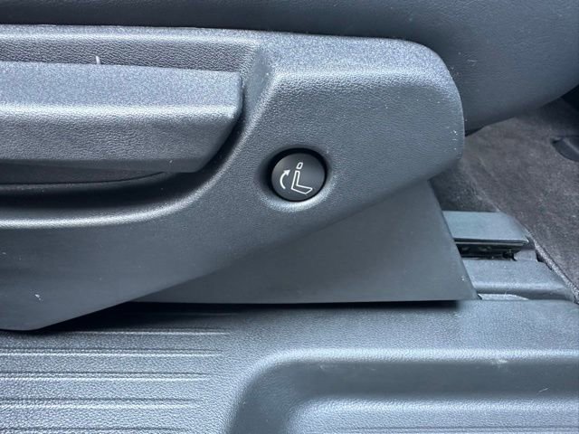 Used 2025 Nissan Pathfinder Platinum AWD/4WD image 22