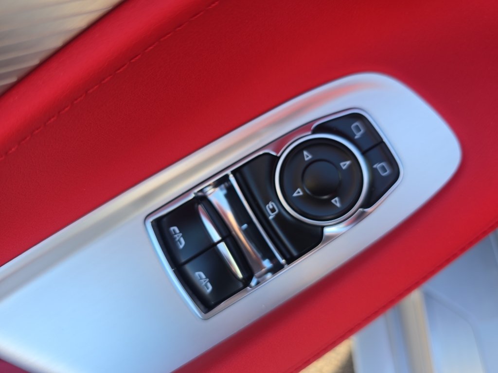 Certified 2020 Chevrolet Corvette Stingray Preferred Cpe w/ 2LT Preferred Equipment Group RWD image 11