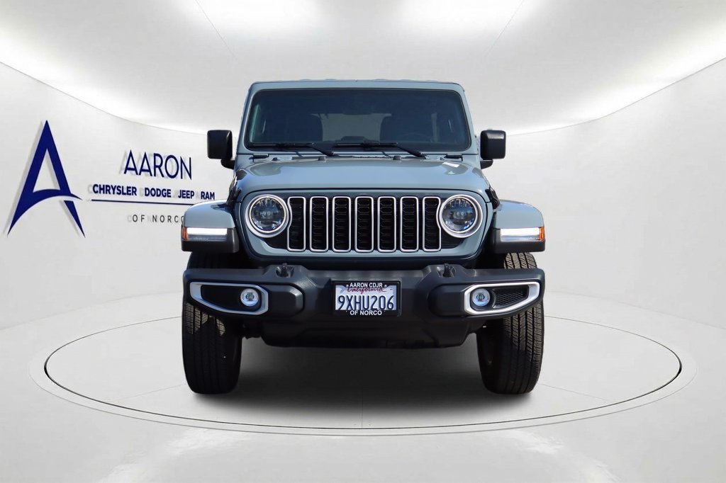 Certified 2026 Jeep Wrangler Unlimited Sahara AWD/4WD image 2