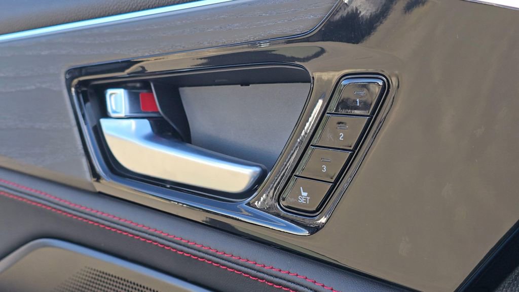 Used 2025 Acura MDX Type S image 24