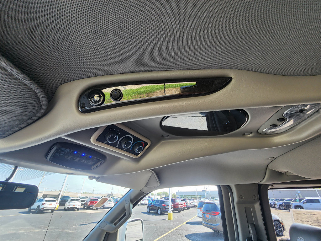Used 2022 GMC Savana 2500 w/ Enhanced Convenience Package RWD image 44