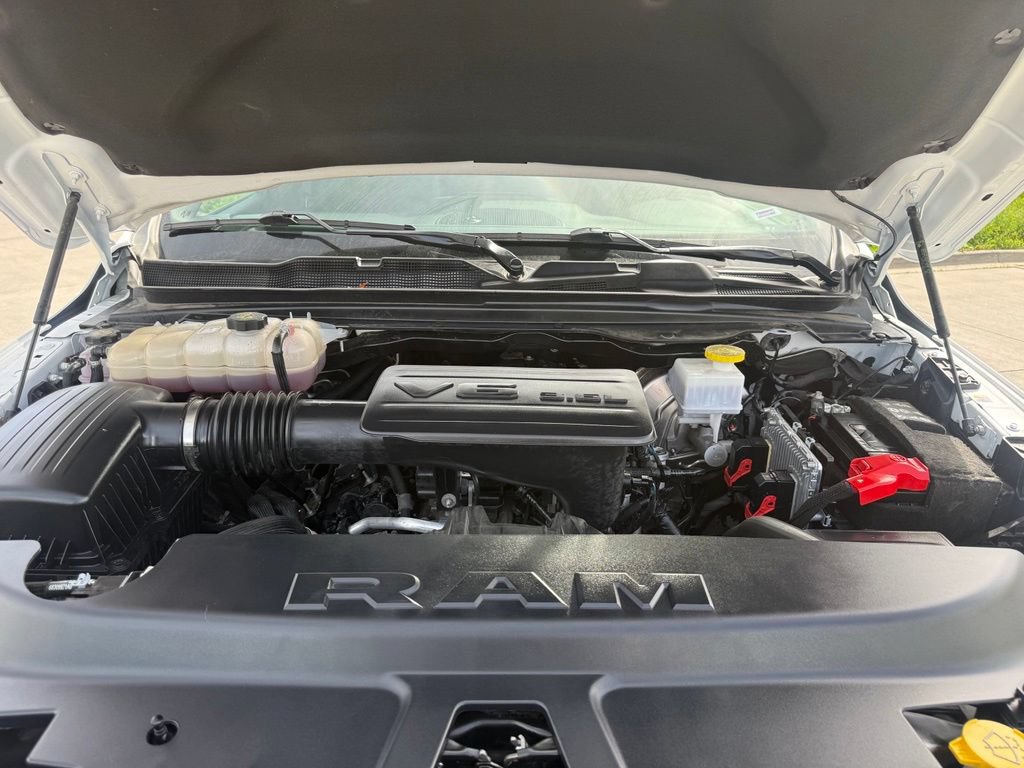 Used 2024 RAM 1500 Big Horn AWD/4WD image 32