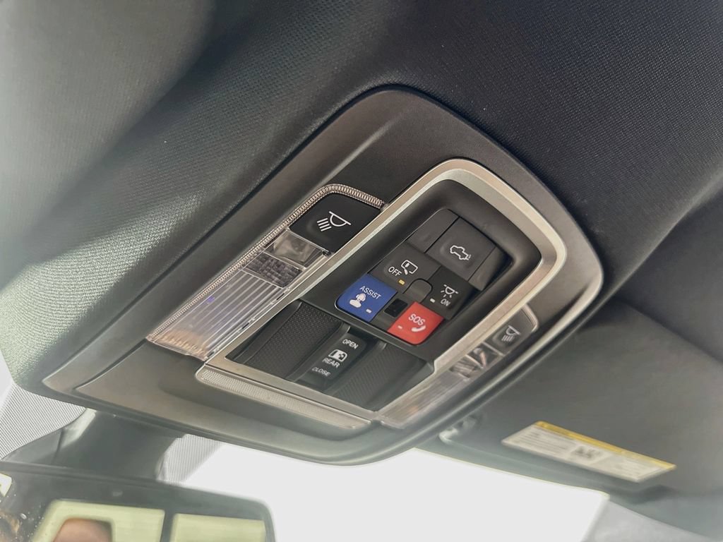 Used 2020 RAM 1500 Limited AWD/4WD image 35
