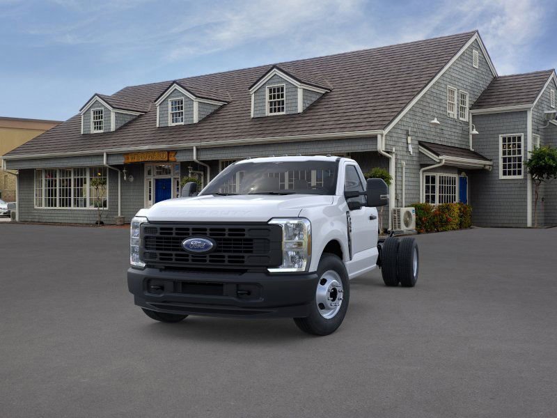 New 2025 Ford F350 XL image 2