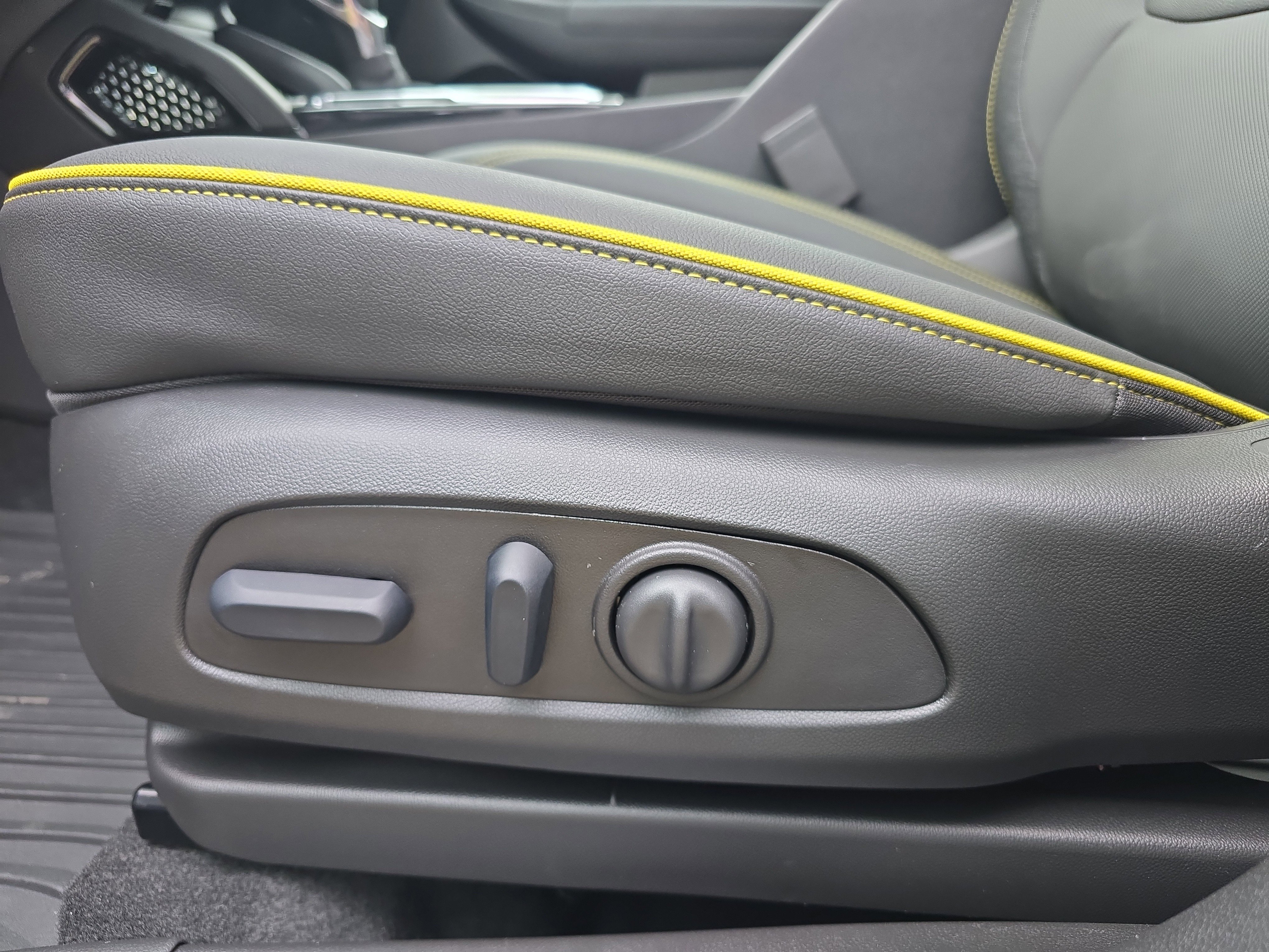 New 2026 Chevrolet TrailBlazer ACTIV w/ Convenience Package image 13