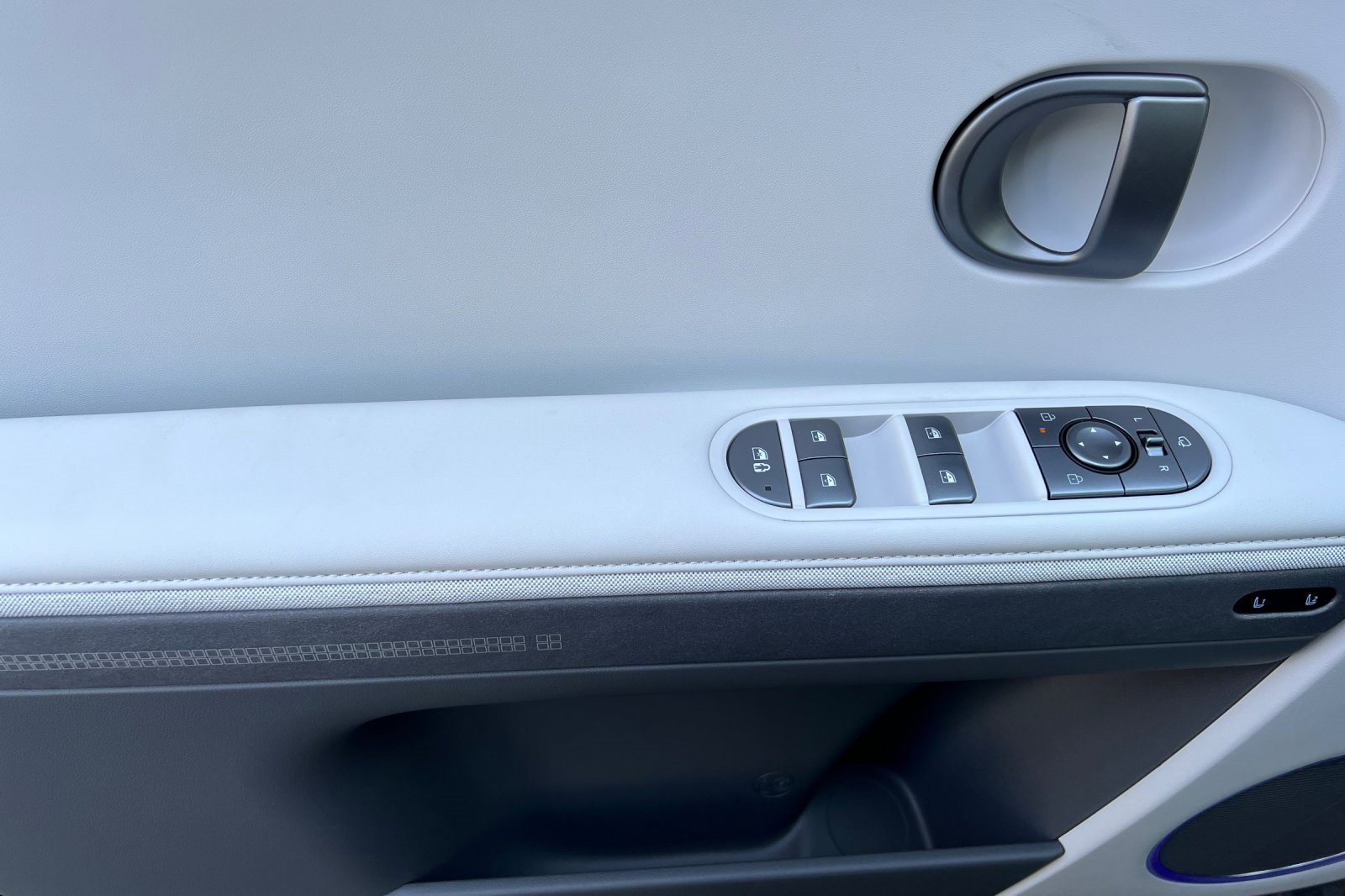 New 2026 Hyundai Ioniq 5 Limited image 11