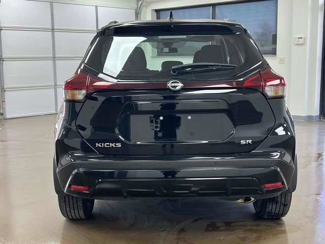 Used 2024 Nissan Kicks SR image 7