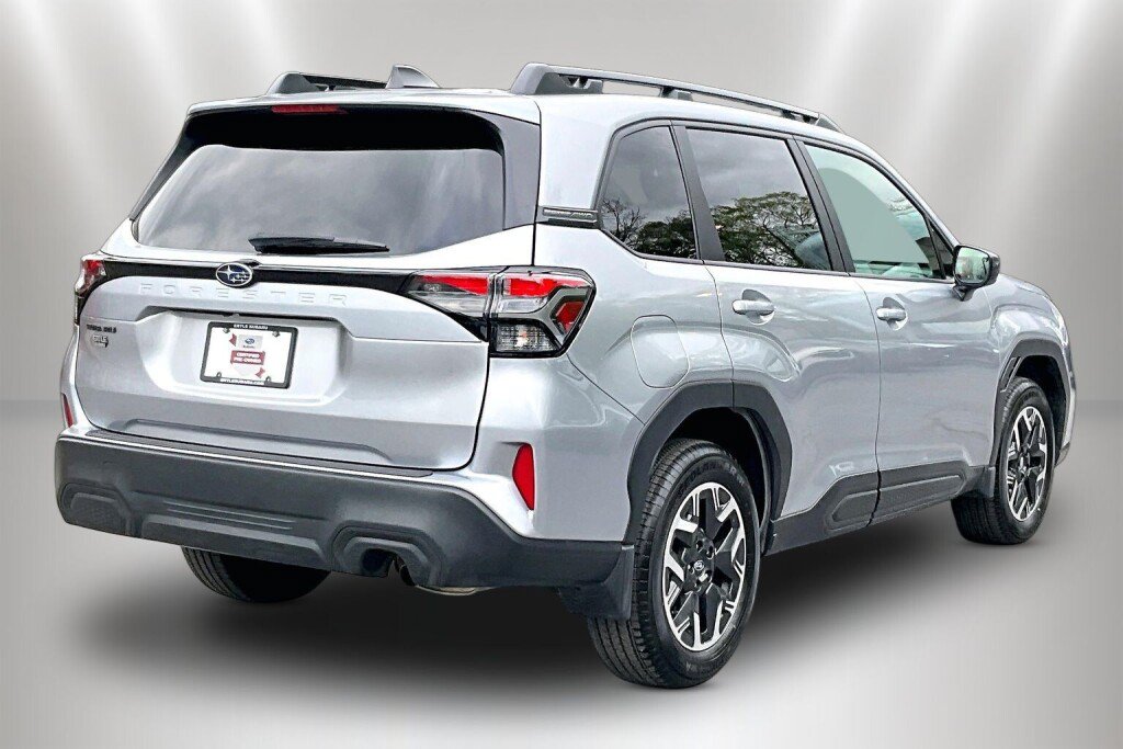 Certified 2026 Subaru Forester Premium AWD/4WD image 5