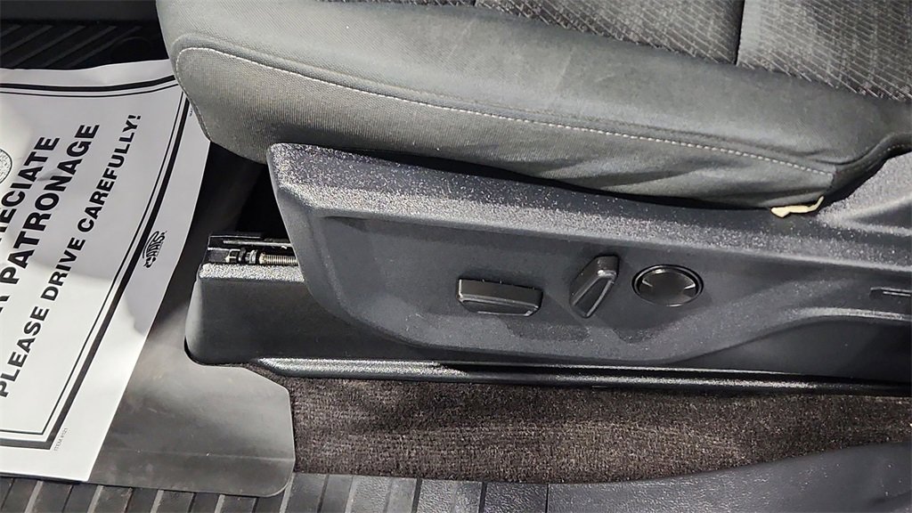 Used 2022 Ford F150 XLT w/ Equipment Group 302A High image 16