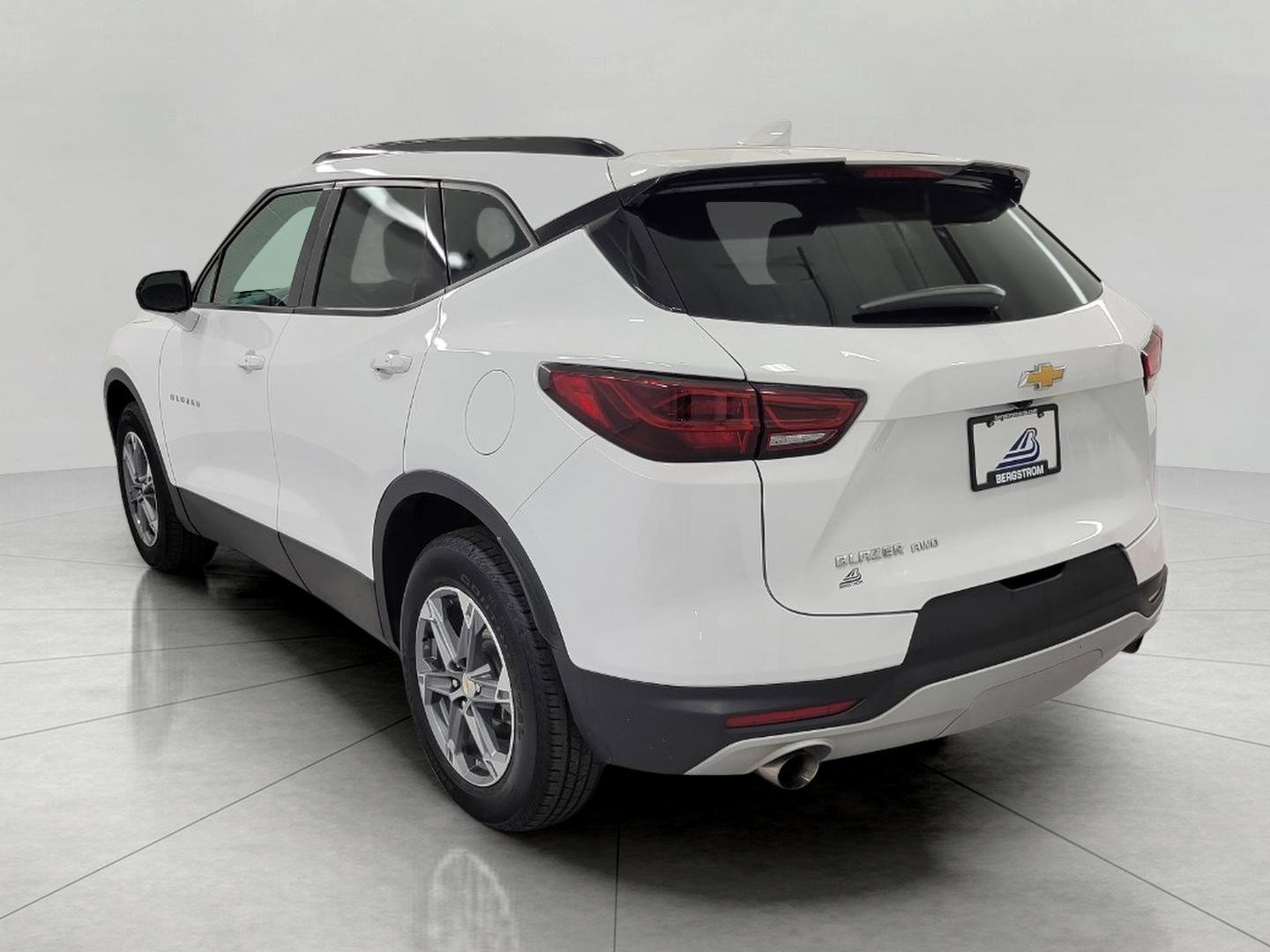 Used 2023 Chevrolet Blazer LT w/ Convenience Package AWD/4WD image 19