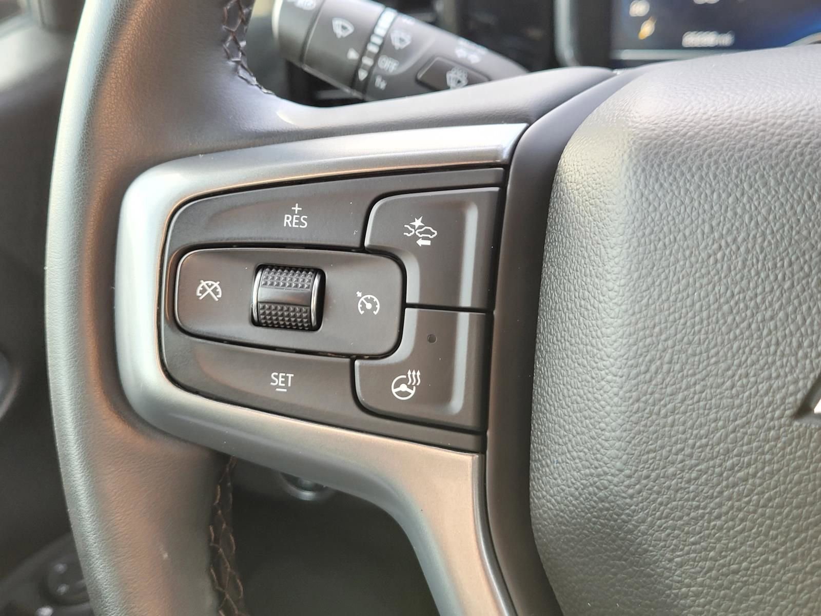 Used 2024 Chevrolet Silverado 1500 LT image 30