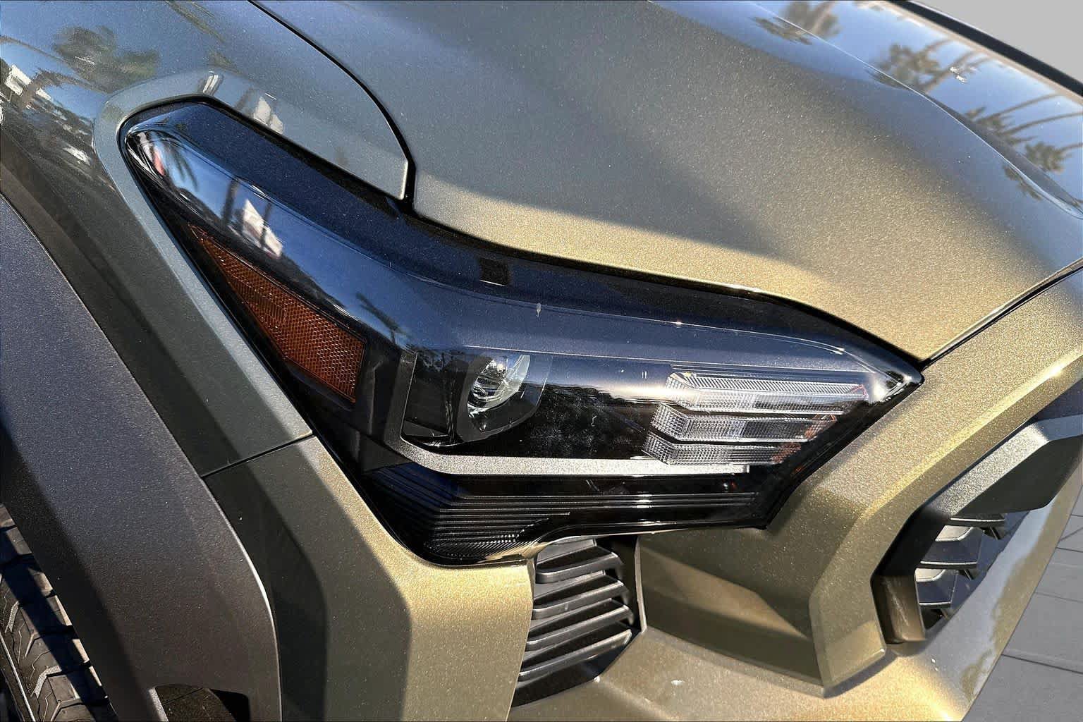 New 2026 Toyota Tacoma TRD Off-Road AWD/4WD image 13