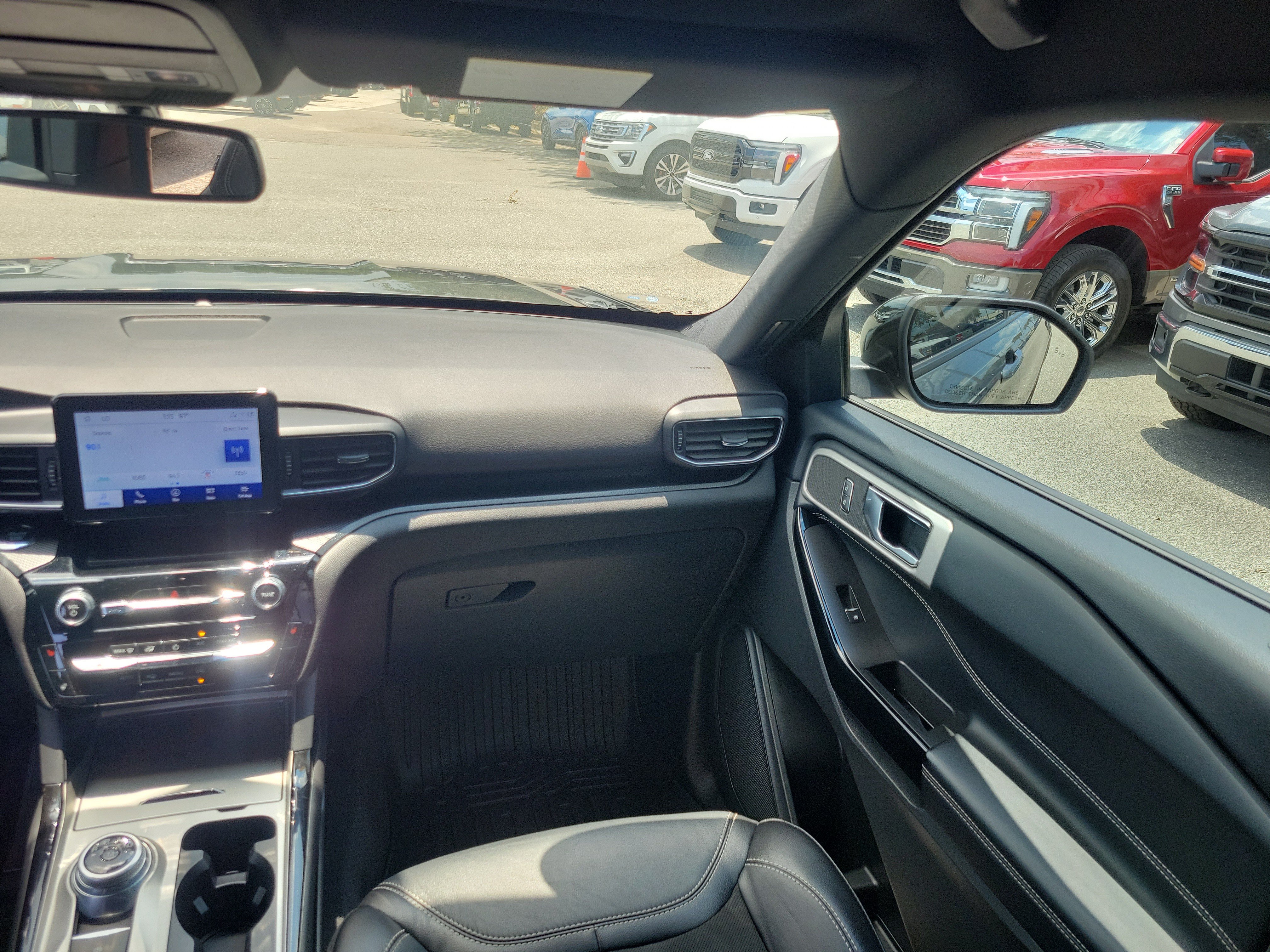 Used 2022 Ford Explorer ST w/ ST Street Pack RWD image 9