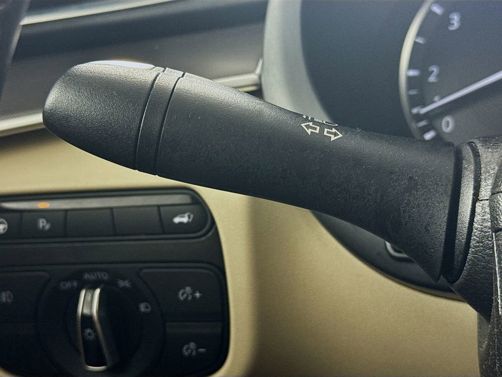 Used 2022 INFINITI QX50 Luxe FWD image 14