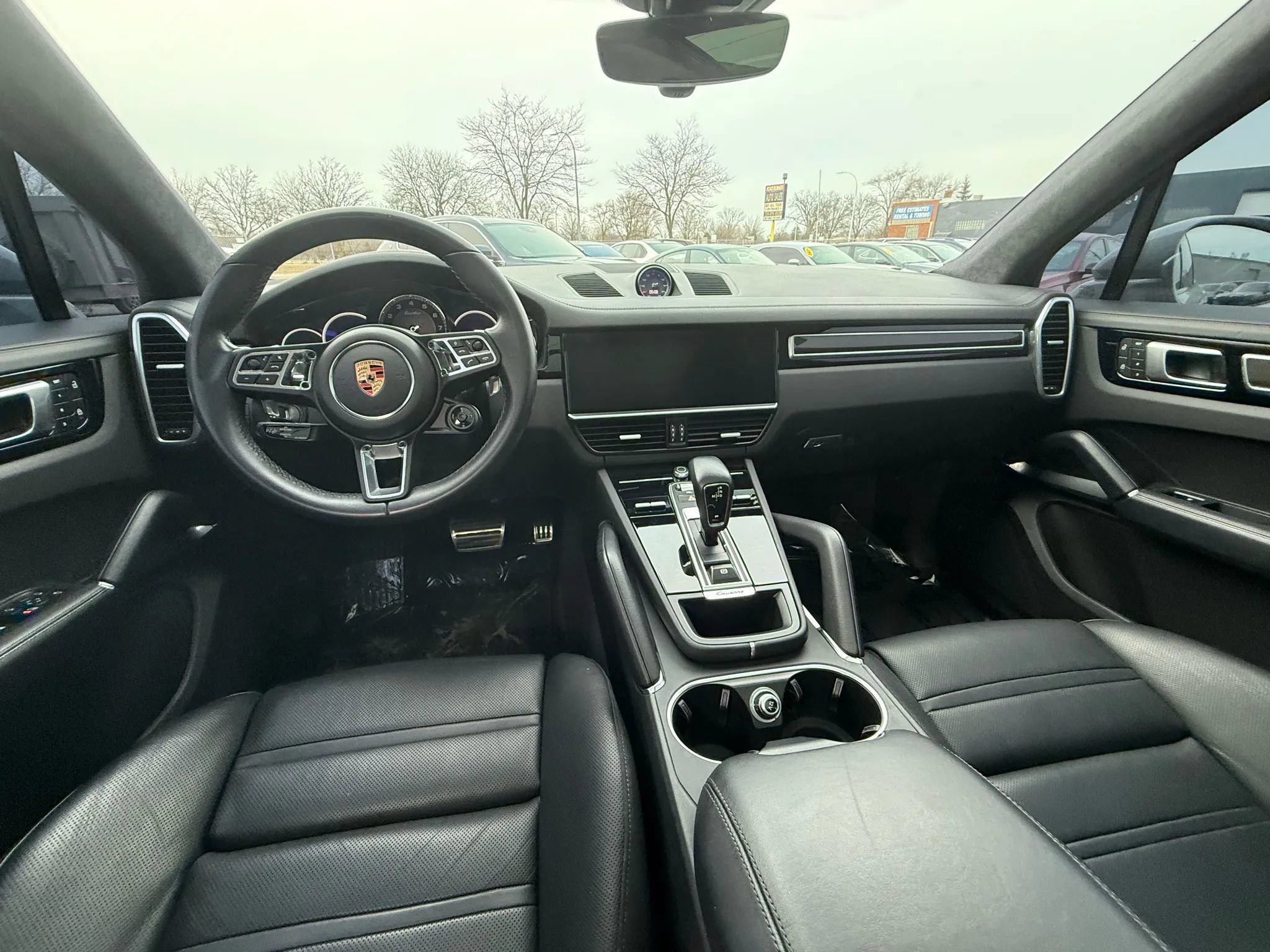 Used 2023 Porsche Cayenne Turbo w/ Premium Package Plus AWD/4WD image 23
