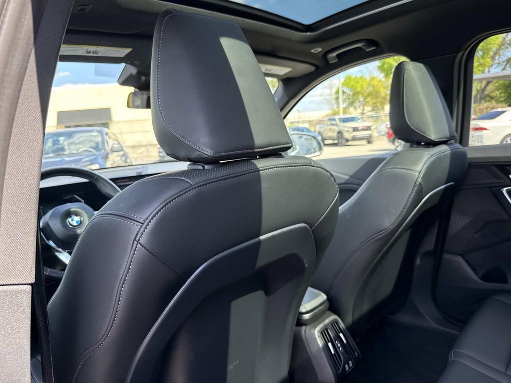 Used 2025 BMW X1 xDrive28i image 12