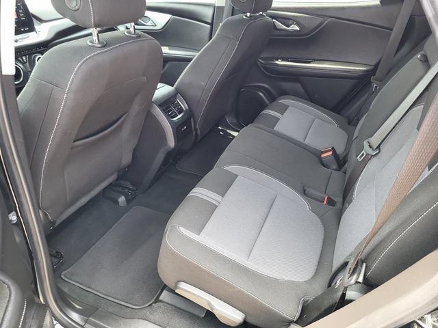 Used 2025 Chevrolet Blazer LT FWD image 17