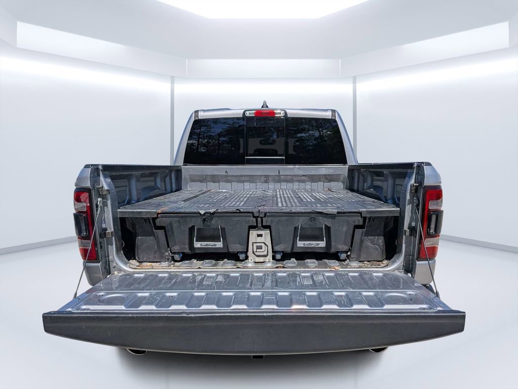 Used 2021 RAM 1500 Laramie w/ Sport Appearance Package AWD/4WD image 13