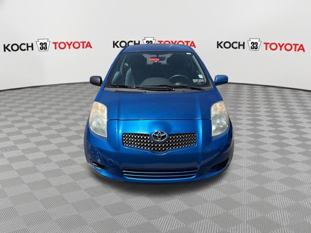 Used 2008 Toyota Yaris 2-Door Hatchback FWD image 2