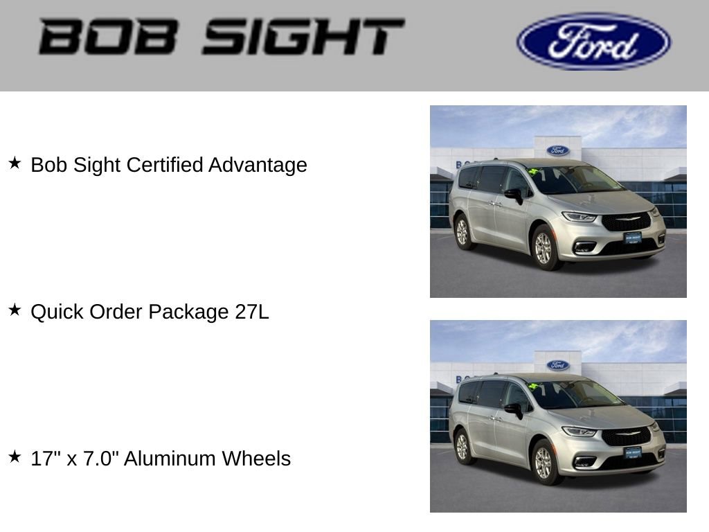 Used 2024 Chrysler Pacifica Touring-L image 3