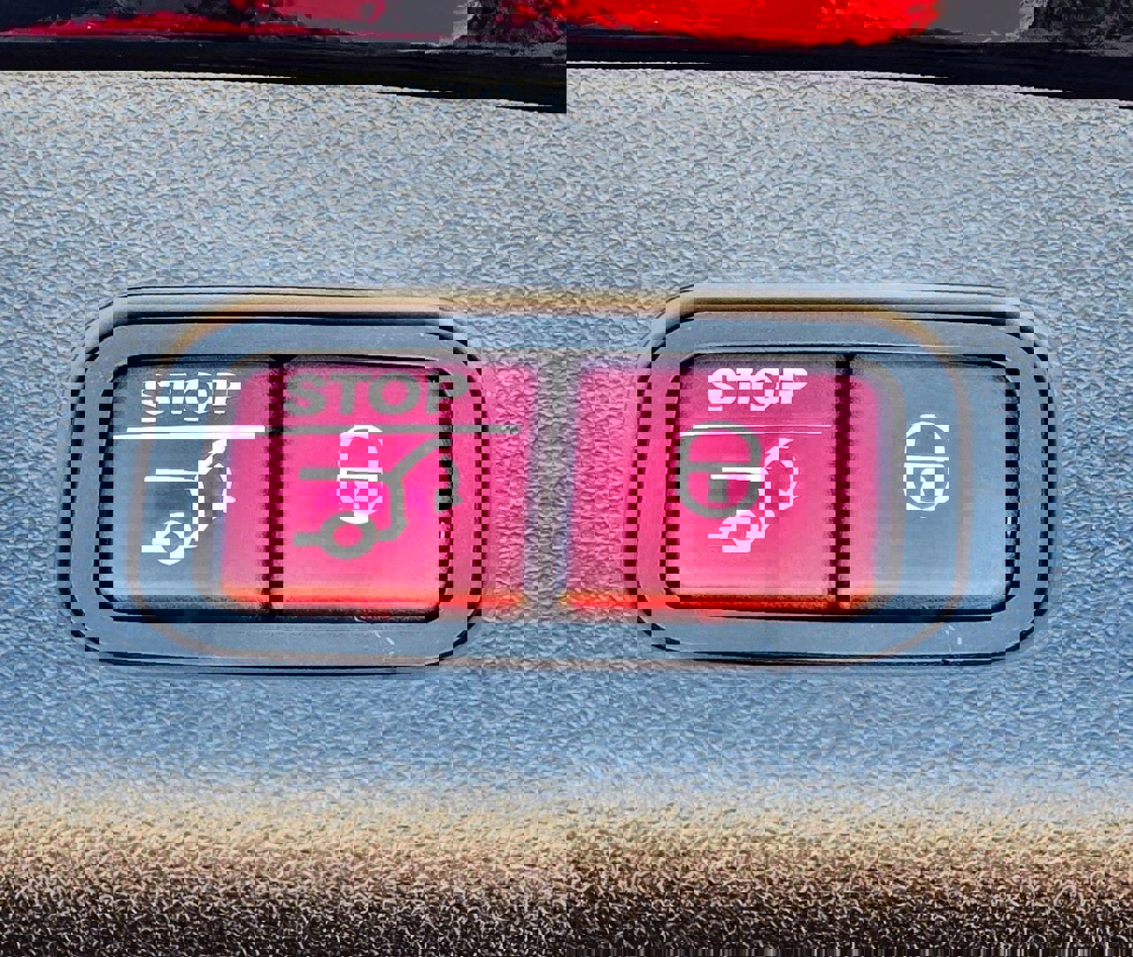 Used 2024 Mercedes-Benz GLC 300 GLC 300 image 35