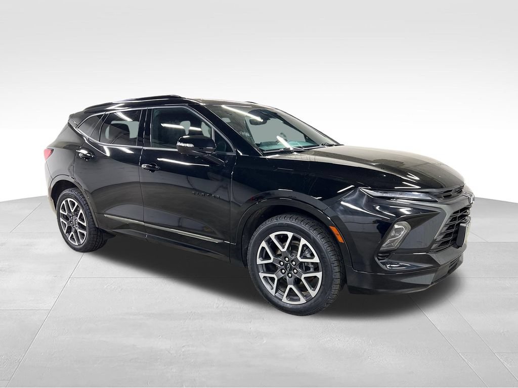 Certified 2024 Chevrolet Blazer RS w/ Driver Confidence II Package AWD/4WD image 1