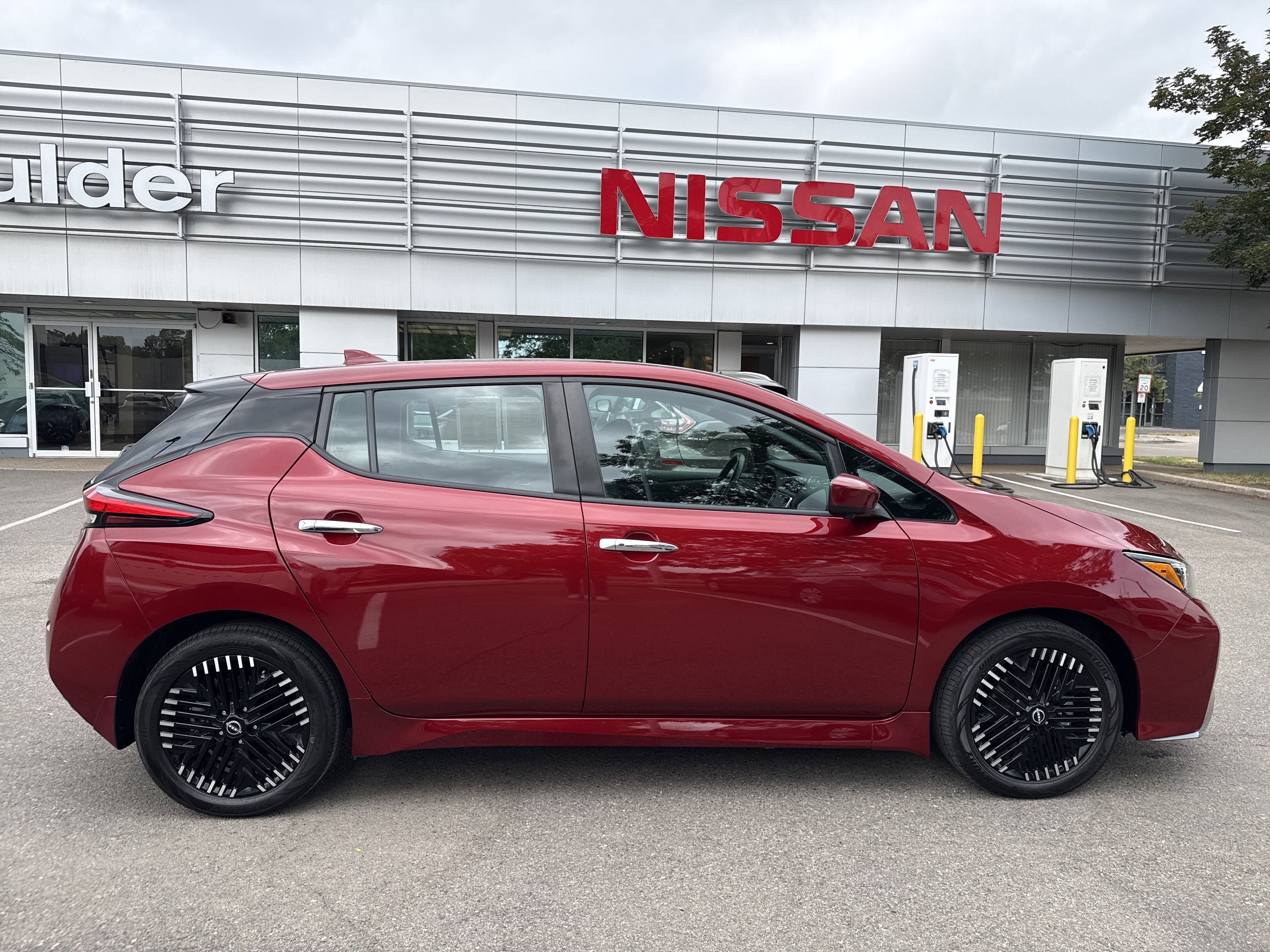 Used 2024 Nissan Leaf SV Plus FWD image 10