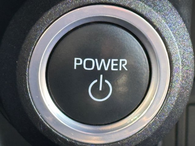 Certified 2023 Toyota Venza LE AWD/4WD image 19