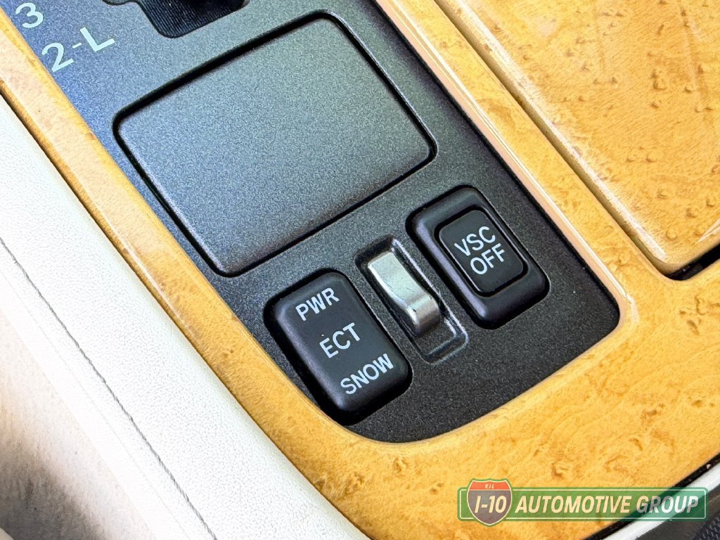 Used 2005 Lexus SC 430 Convertible w/ Preferred Accessory Pkg RWD image 22