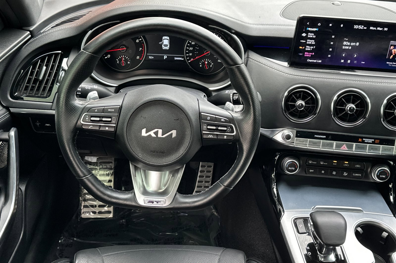 Used 2023 Kia Stinger GT2 image 14