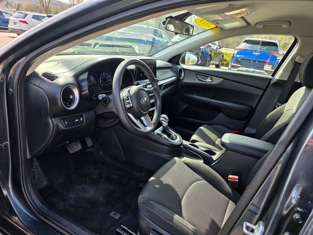 Used 2019 Kia Forte LXS FWD image 14